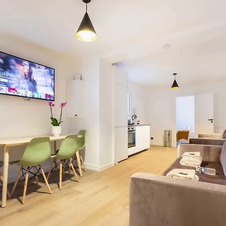 Elegant - 2bd - 8p - Eiffel Tower Hébergement de vacances *