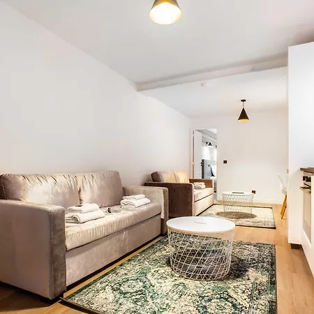 Elegant - 2bd - 8p - Eiffel Tower Дом отдыха