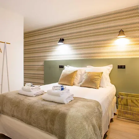 Elegant - 2bd - 8p - Eiffel Tower